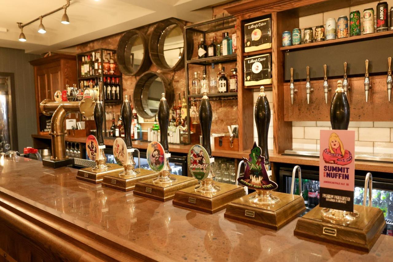 The Turks Head Hotel Ексетър Екстериор снимка